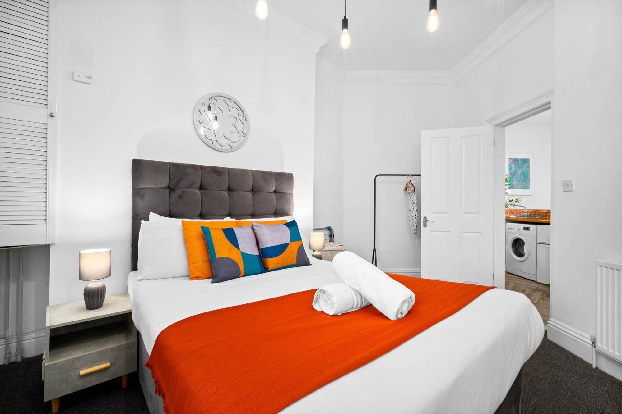 Luxury Apartment - Wolverhampton - Netflix - Smart Tv - Fast Wifi - 7Apc Eksteriør billede